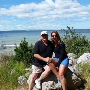 Meet your Posher, Renee